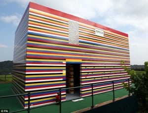 lego team house